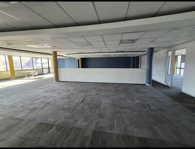5,205M² OFFICE TO LET IN WOODMEAD